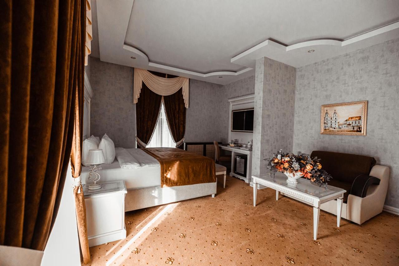 Imperial Palace Hotel Mińsk Zewnętrze zdjęcie